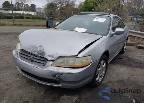 2000 Honda Accord 3.0 Ex из США, поврежденный, VIN 1HGCG2254YA029893